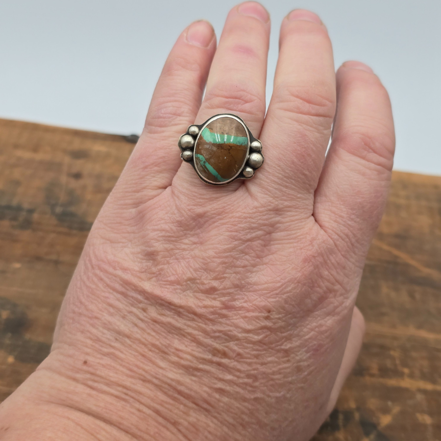 Royston Ribbon and Raindrops Ring