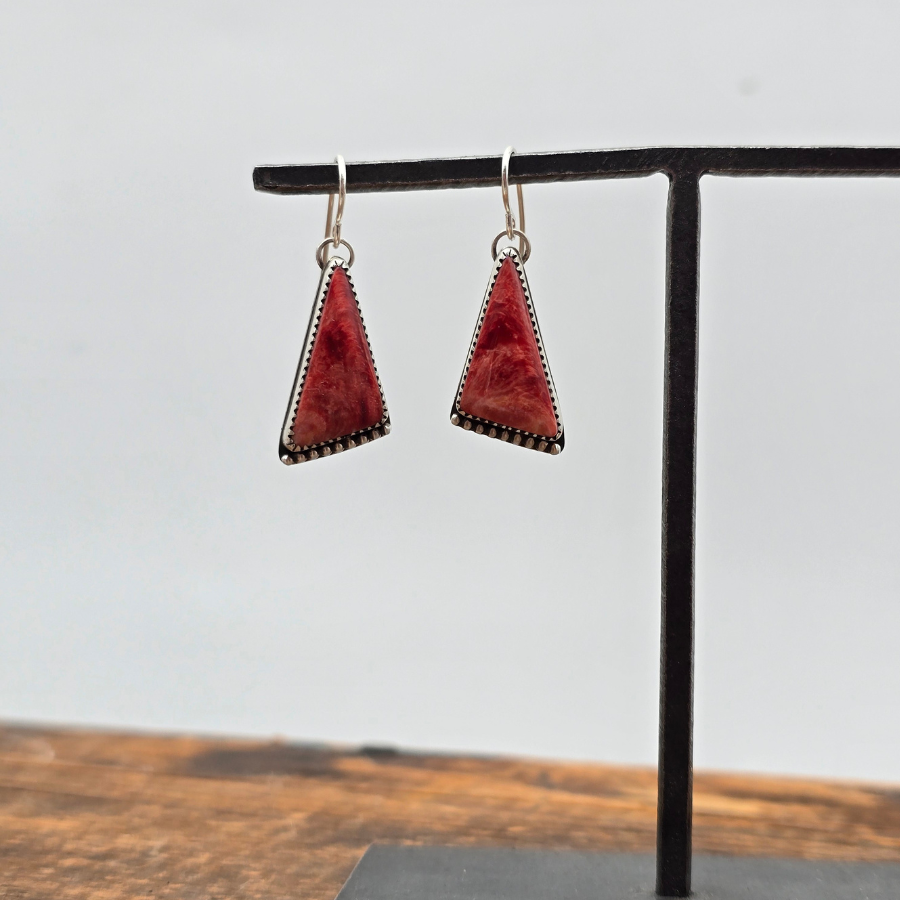 Spiny Oyster Earrings