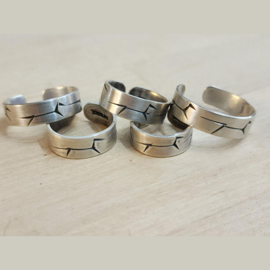 Broken Horse Ring | Sterling Silver
