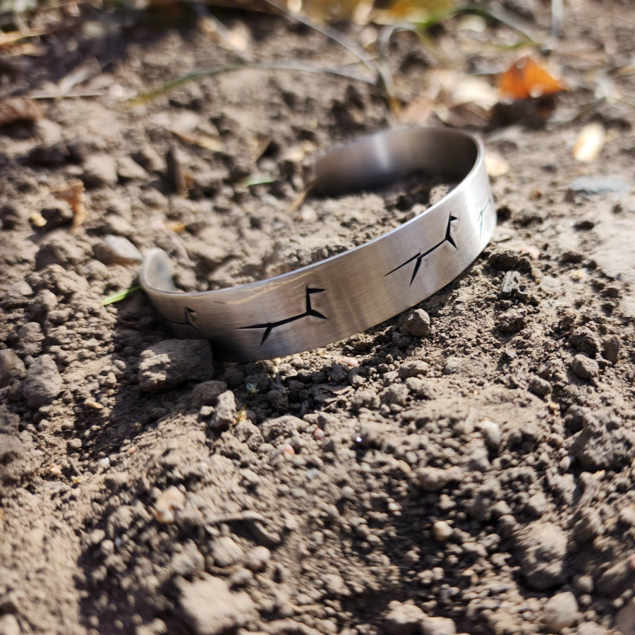 Broken Horse Bracelet | Sterling Silver