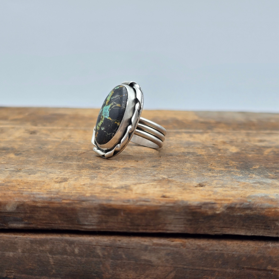Blackjack Oval Ring