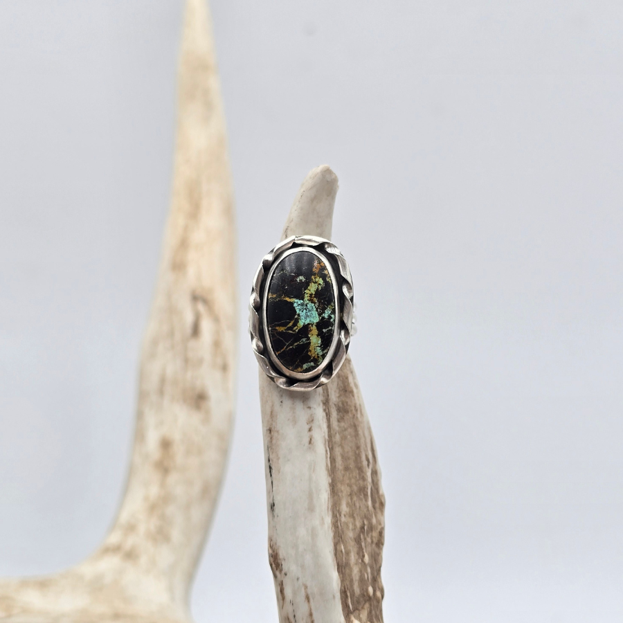Blackjack Oval Ring