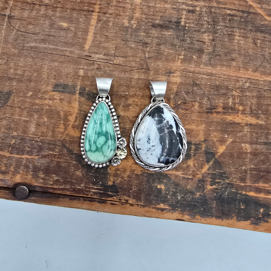 Broken Arrow Variscite and Flowers Pendant