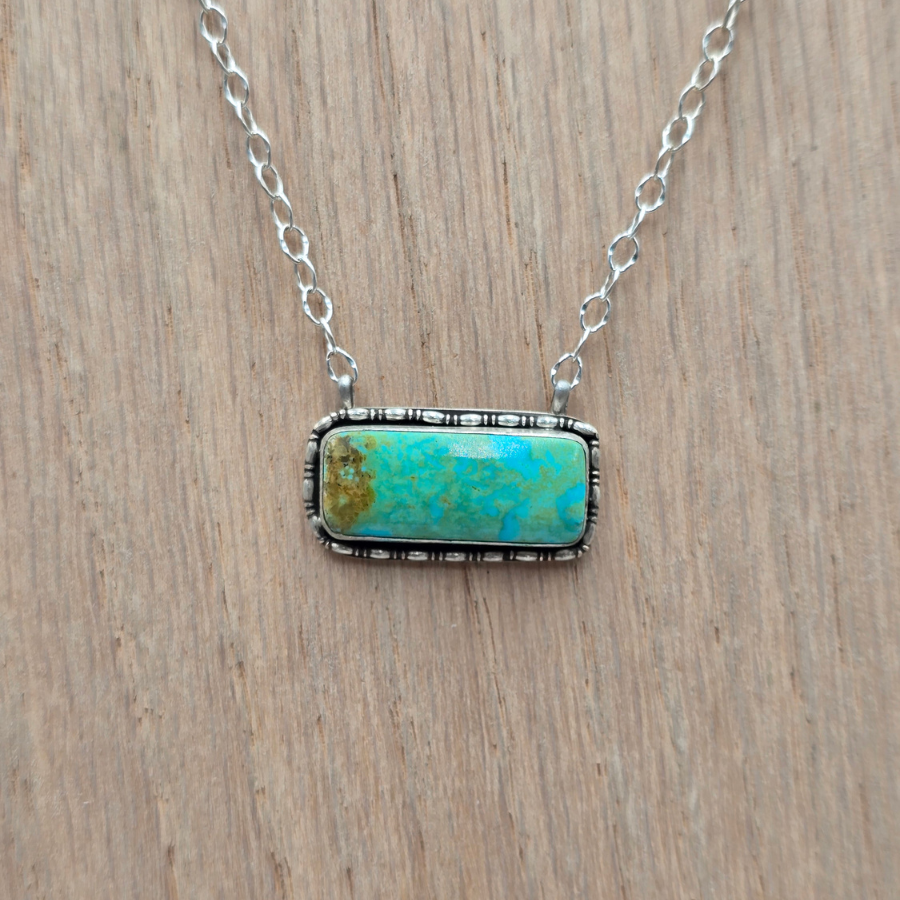 Kingman Small Bar Necklace