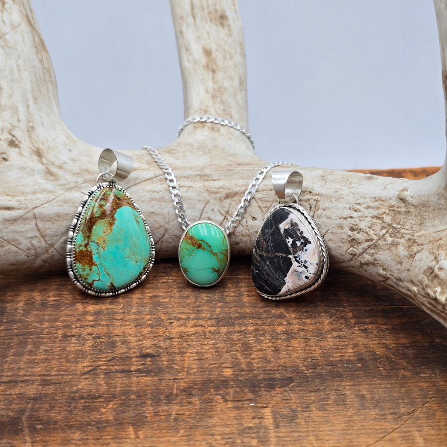Natural Thunderbird Turquoise Necklace