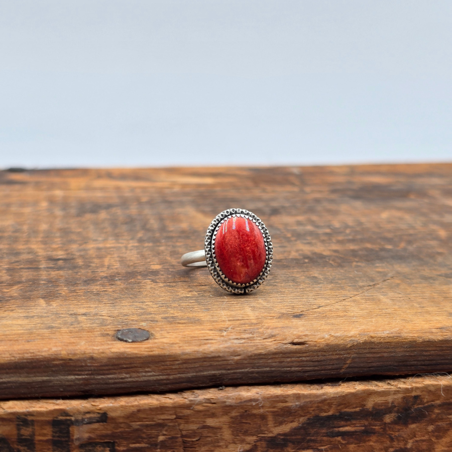 Red Spiny Oyster Ring