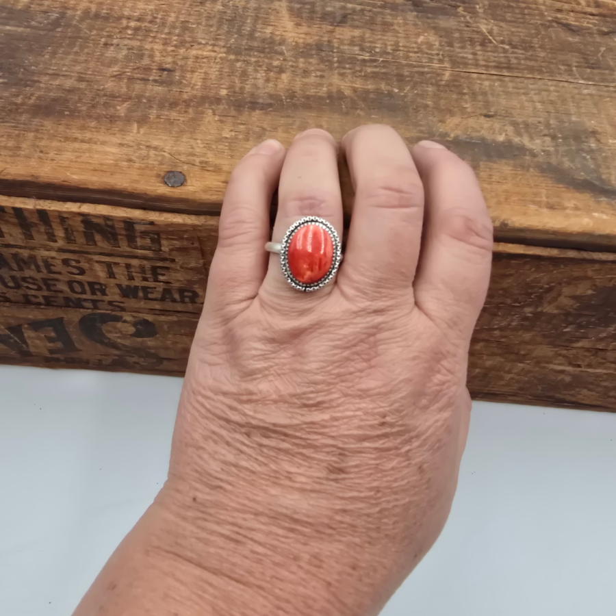 Red Spiny Oyster Ring