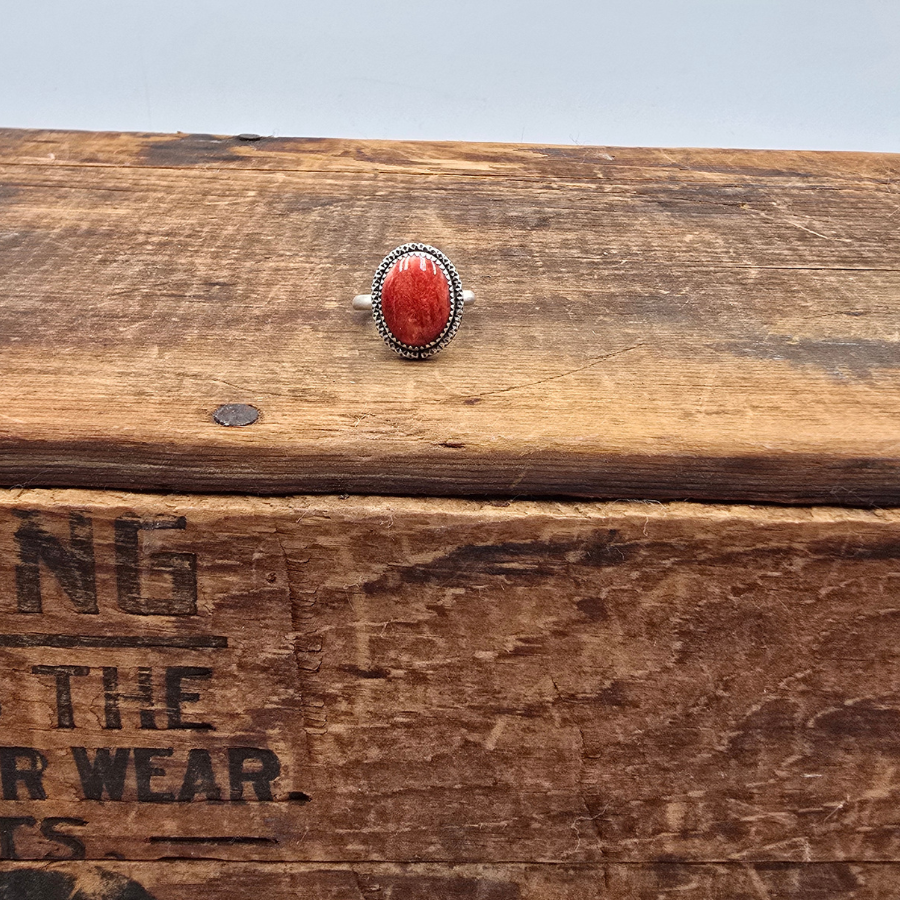 Red Spiny Oyster Ring
