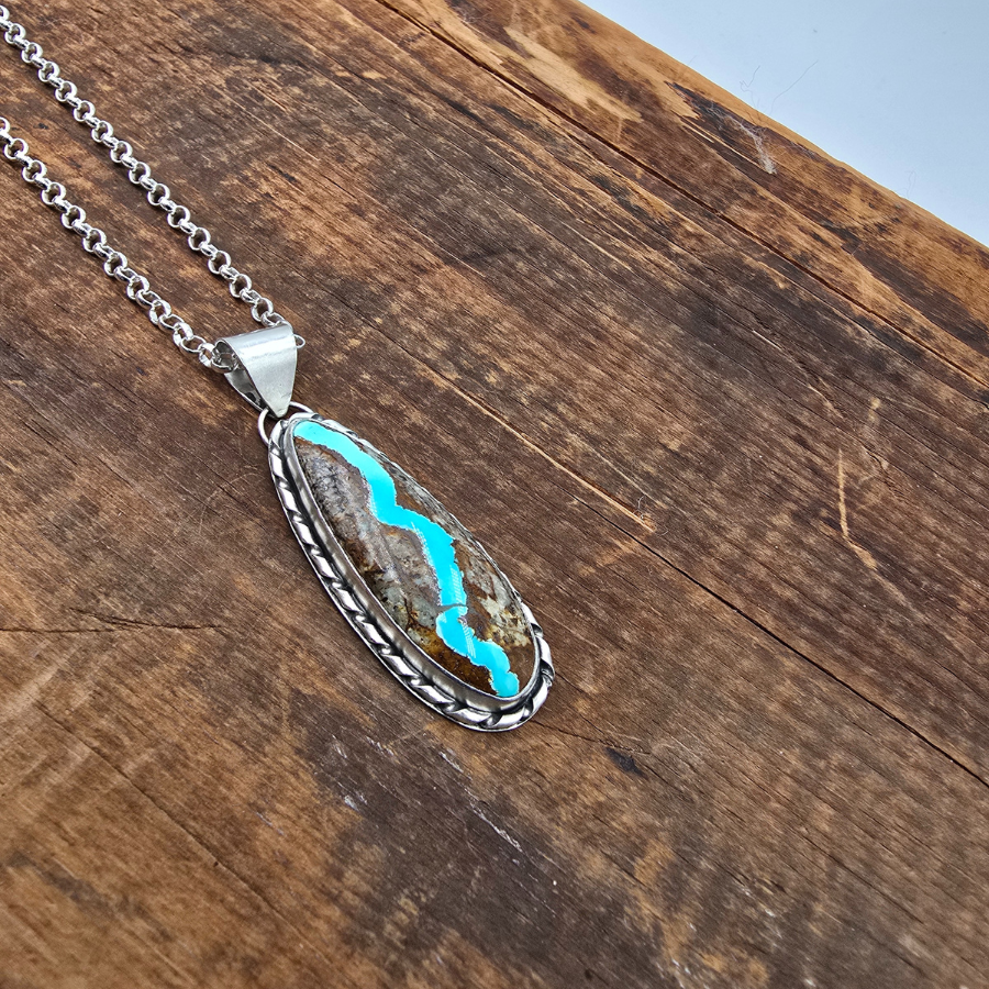 Royston Ribbon Turquoise Necklace