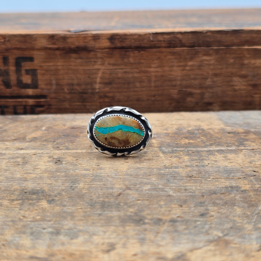 Royston Ribbon Oval Ring