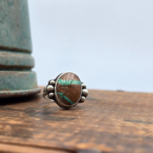 Royston Ribbon and Raindrops Ring
