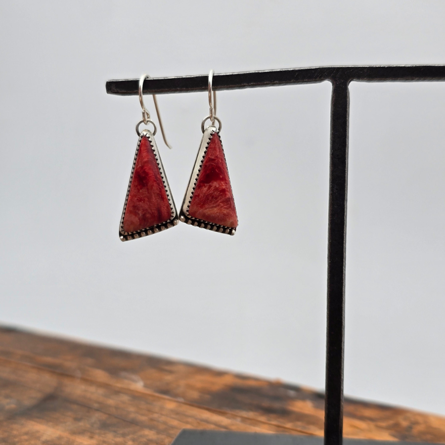 Spiny Oyster Earrings