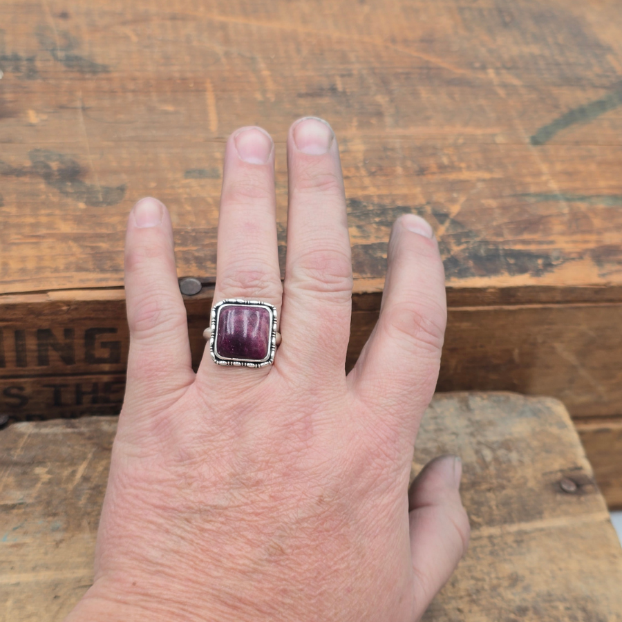 Purple Spiny Oyster Square Ring