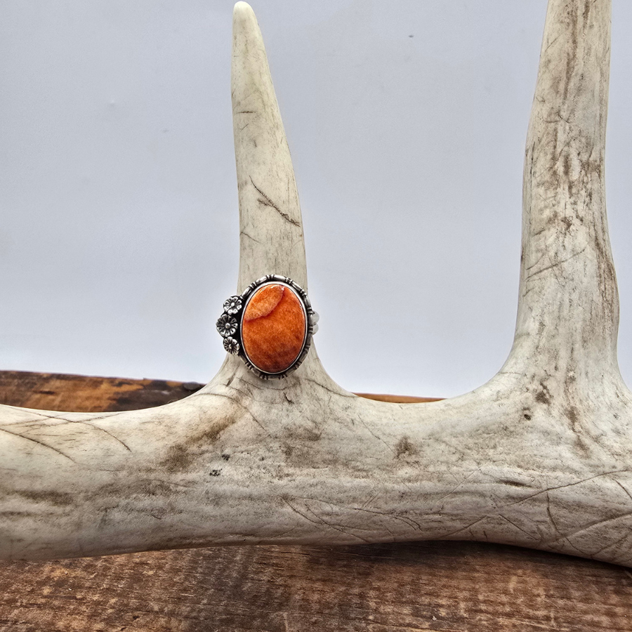 Orange Spiny Oyster and Flowers Ring