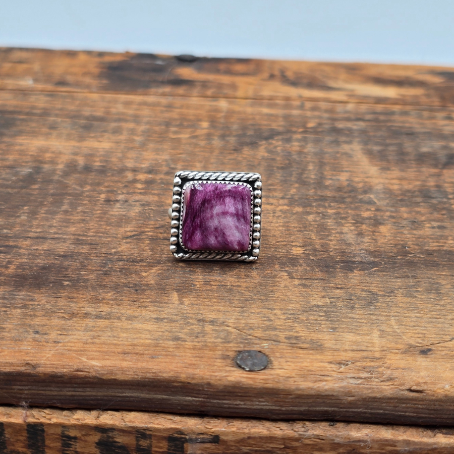 Purple Square Spiny Oyster Ring