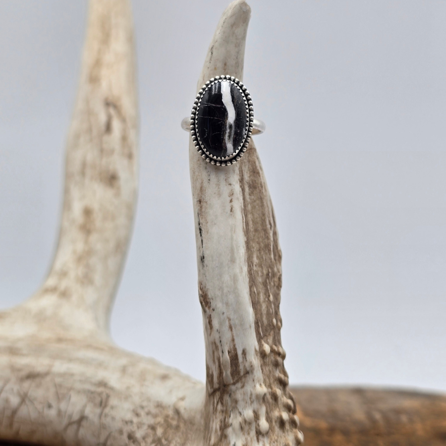 White Buffalo Oval Ring