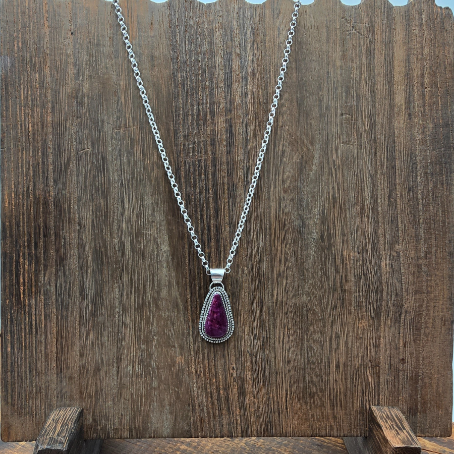 Spiny Oyster Teardrop Necklace