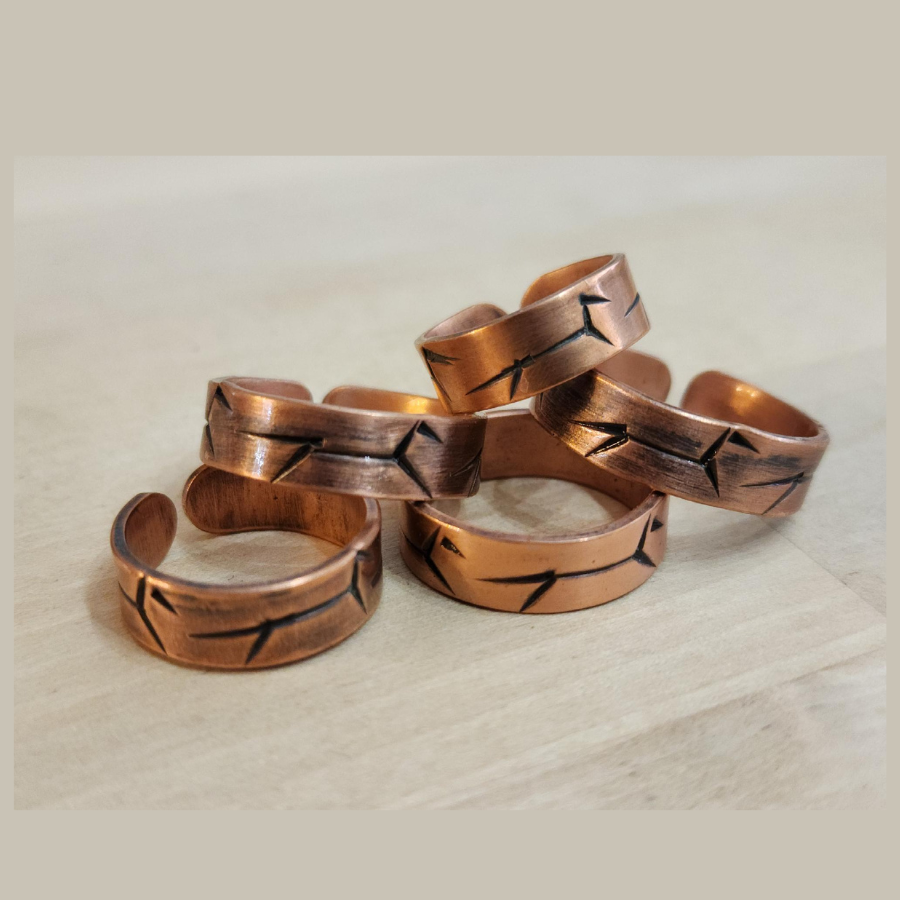 Broken Horse Ring | Copper